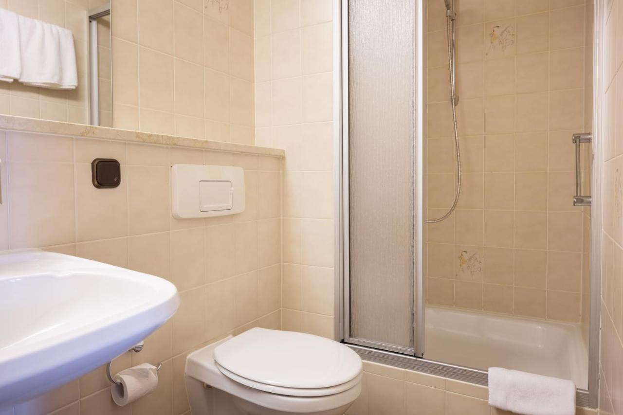 Akzent Hotel Meerfraeulein Wemding Exteriér fotografie