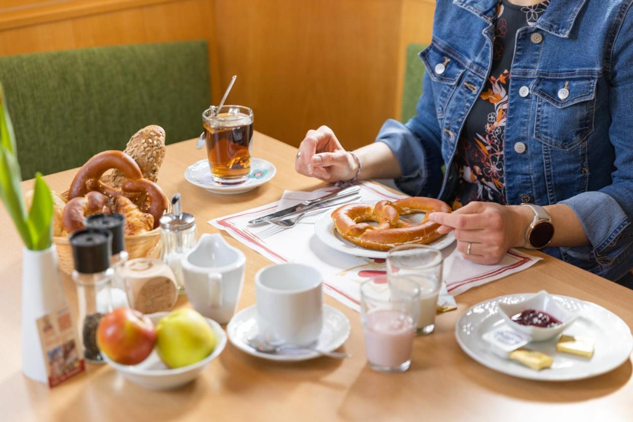 Akzent Hotel Meerfraeulein Wemding Exteriér fotografie