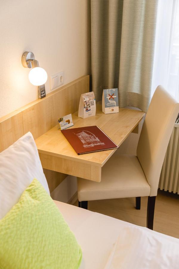 Akzent Hotel Meerfraeulein Wemding Exteriér fotografie